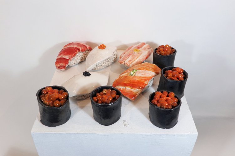 Sushi, porcelain