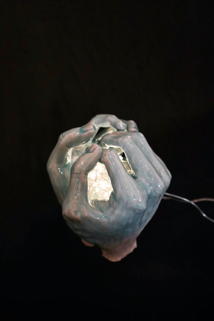 Hands, porcelain