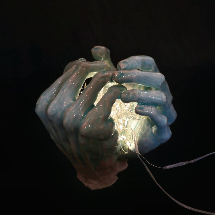 Hands, porcelain